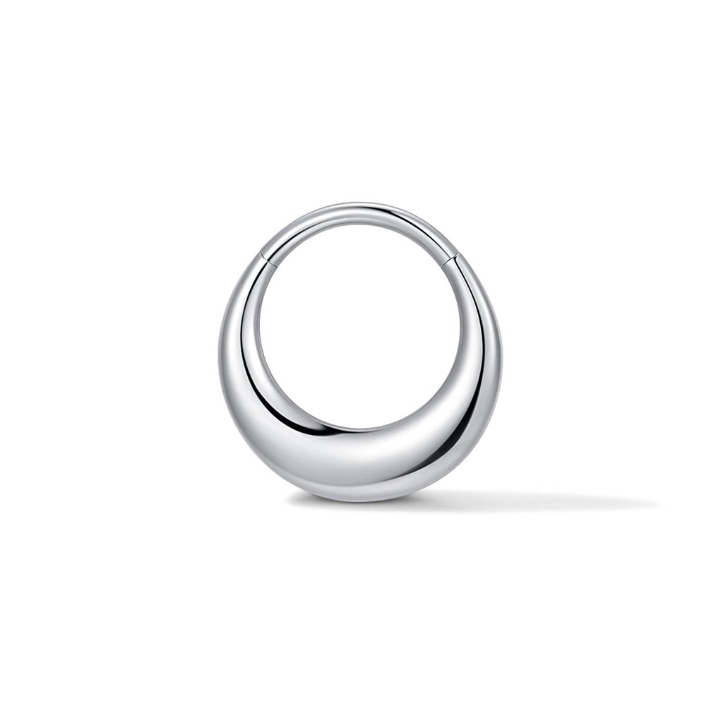 Silver-tone flattened disc segment ring