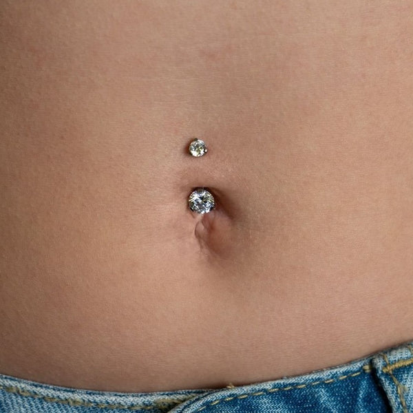 Implant Grade Titanium Navel Bar with Round Cubic Zirconia in Claw Arc Setting