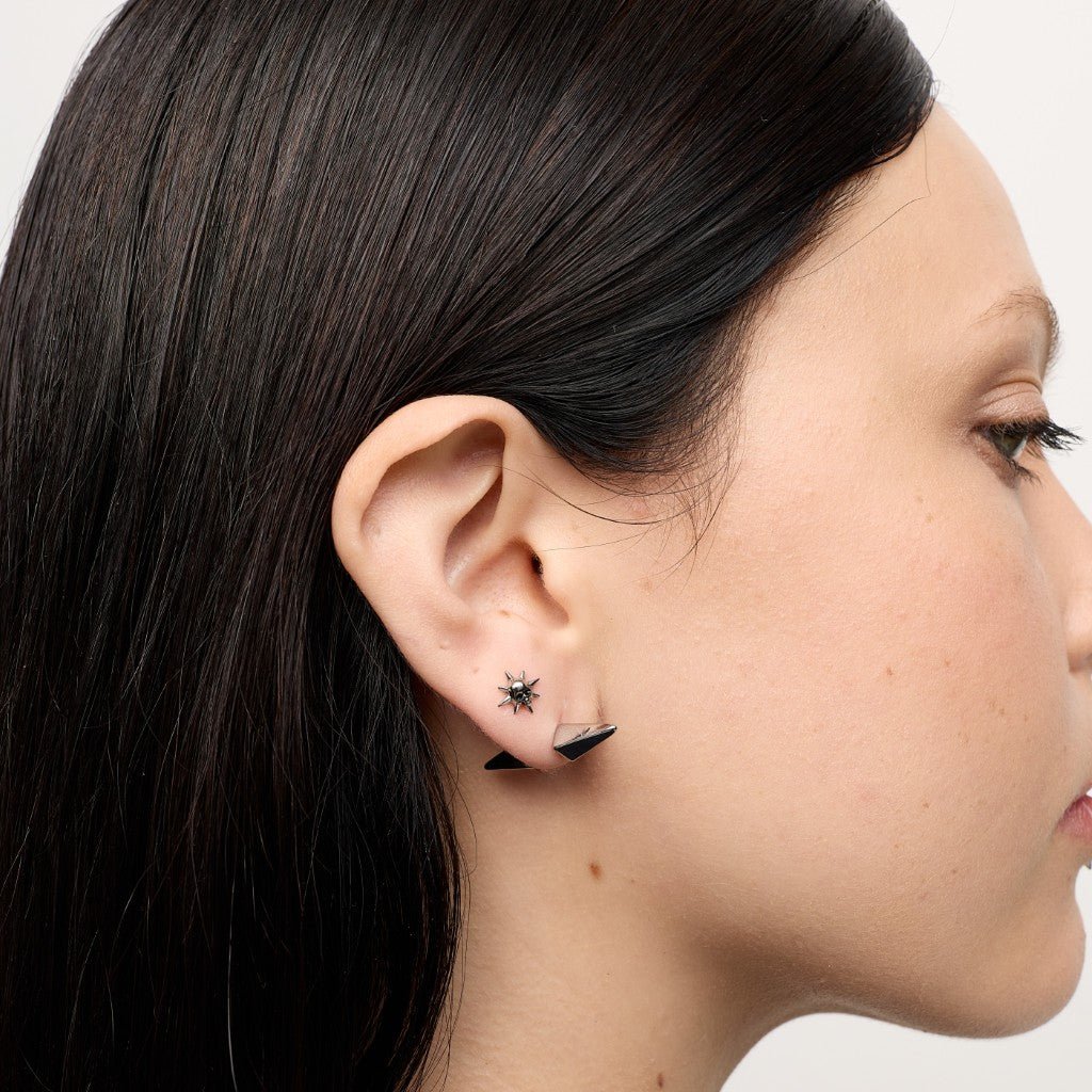 Titanium Internally Threaded Black Cubic Zirconia Spike Skull Flatback - SkinKandy | Body Jewellery & Piercing Online Australia