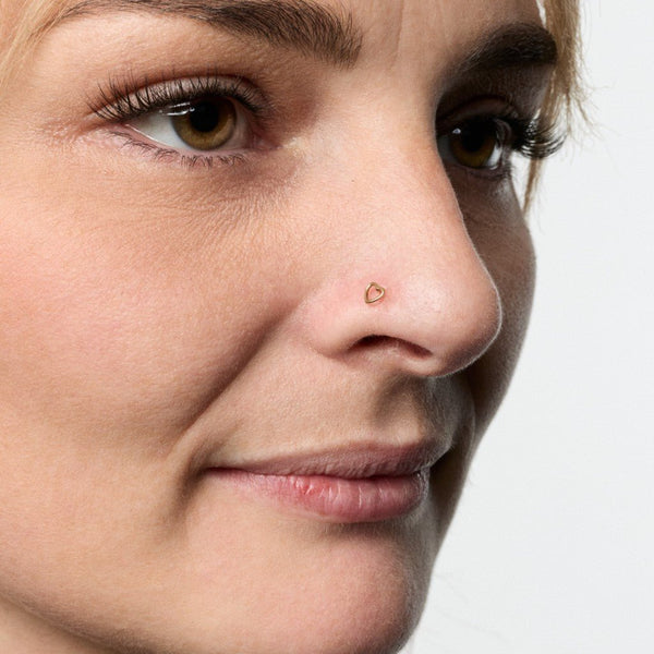Implant Grade Titanium Internally Threaded Heart Nose Stud
