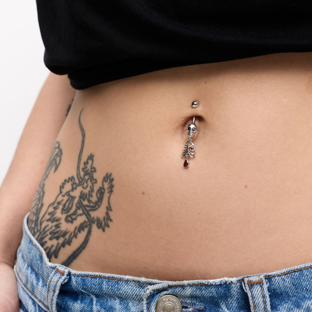 Red and black cubic zirconia heart navel dangle with titanium internal thread