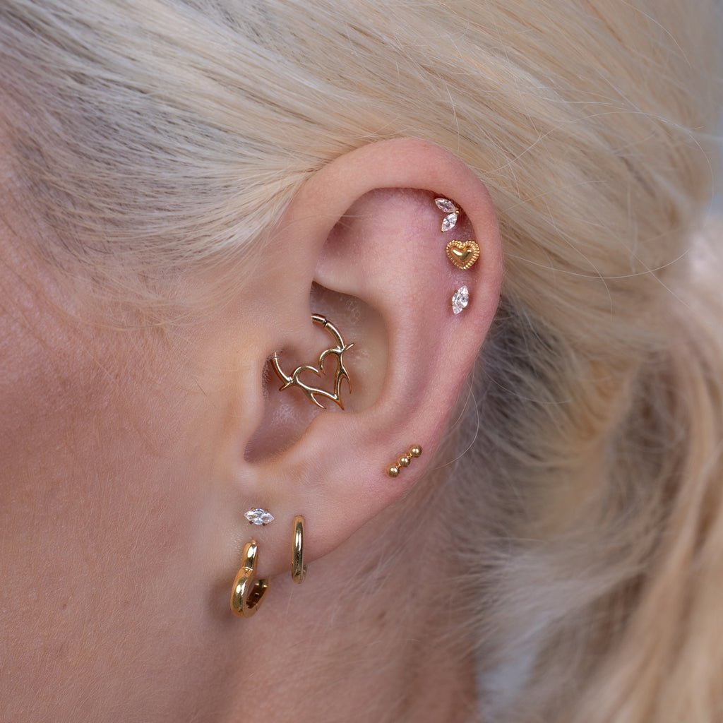 316L Stainless Steel Spike Heart Segment Ring 16G 10mm - Gold - SkinKandy | Body Jewellery & Piercing