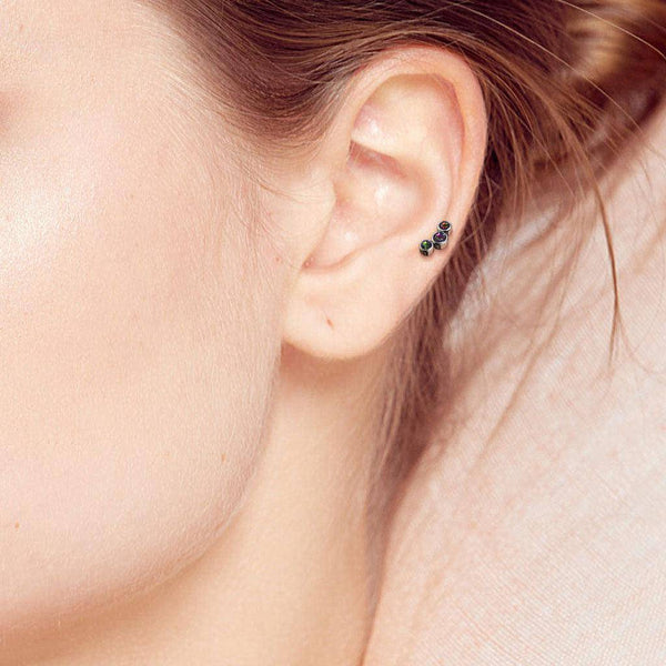 Titanium Curve Gem Internally Threaded Cartilage Barbell